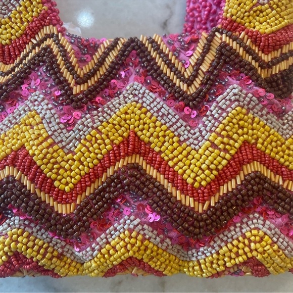 GEO BEADED BAG!!! Snap closure!  Gorgeous colors!!! NWT - Picture 7 of 8